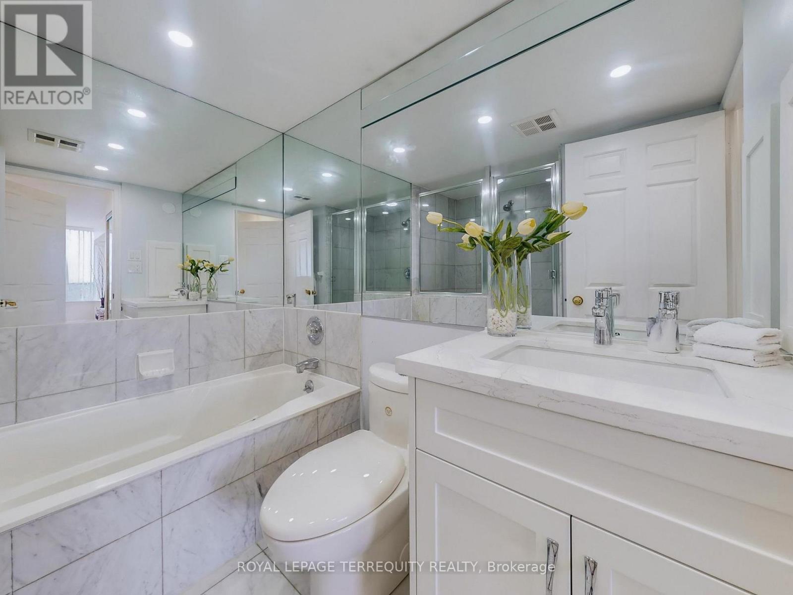 1709 - 24 Hanover Road, Brampton, Ontario  L6S 5K8 - Photo 25 - W12504122