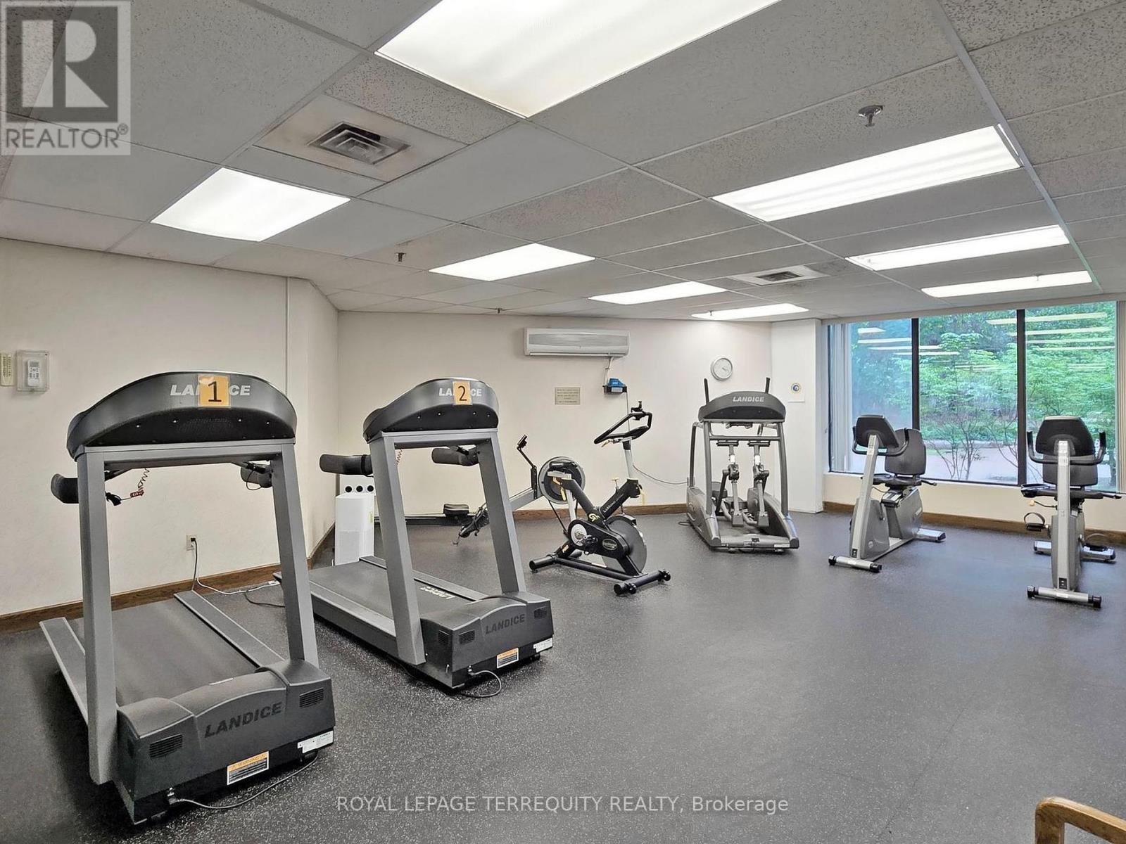 1709 - 24 Hanover Road, Brampton, Ontario  L6S 5K8 - Photo 34 - W12504122