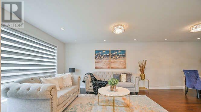 68 Avondale Boulevard, Brampton, Ontario  L6T 1H4 - Photo 13 - W12504164