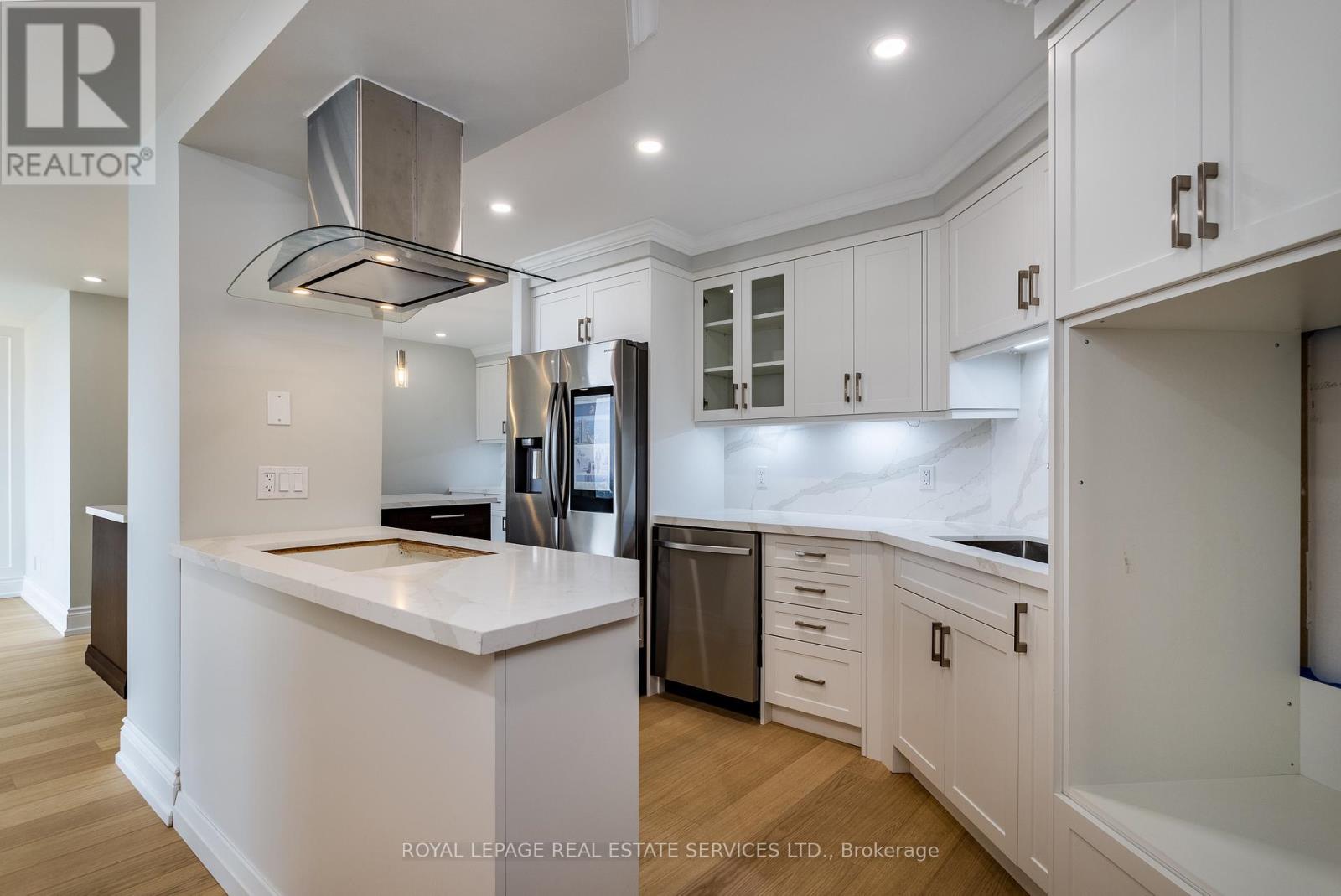 3608 - 1 Palace Pier Court, Toronto, Ontario  M8V 3W9 - Photo 14 - W12504166