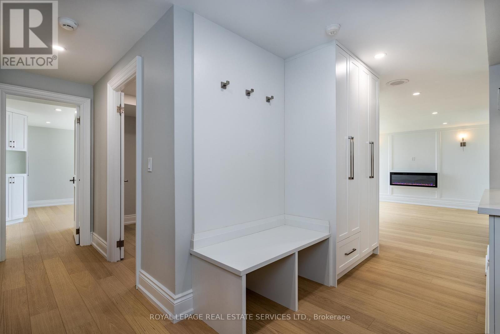 3608 - 1 Palace Pier Court, Toronto, Ontario  M8V 3W9 - Photo 18 - W12504166