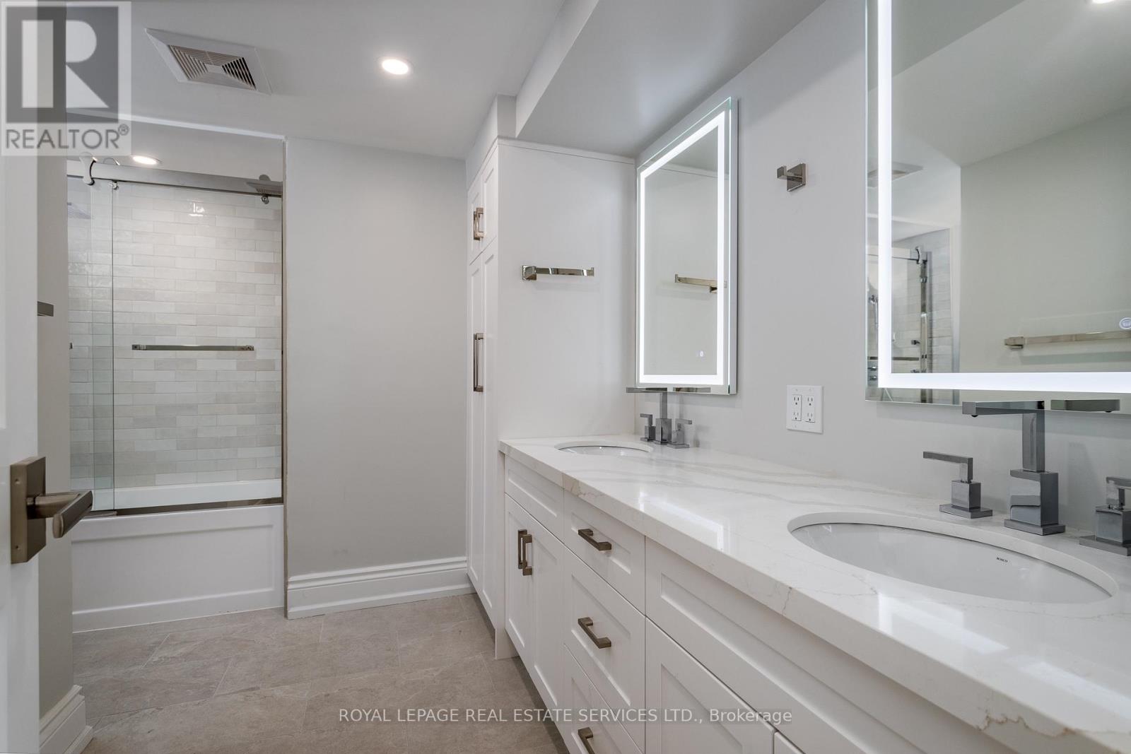 3608 - 1 Palace Pier Court, Toronto, Ontario  M8V 3W9 - Photo 27 - W12504166