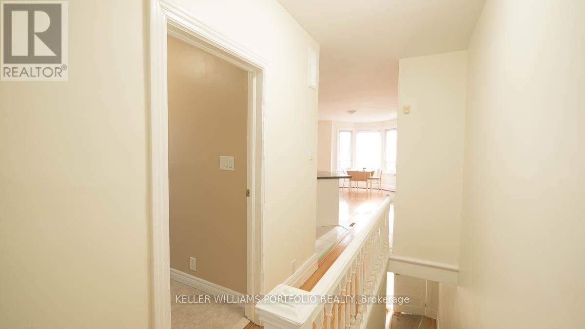Unit 2 (2nd Fl) - 821 Gladstone Avenue, Toronto, Ontario  M6H 3J7 - Photo 5 - W12504208