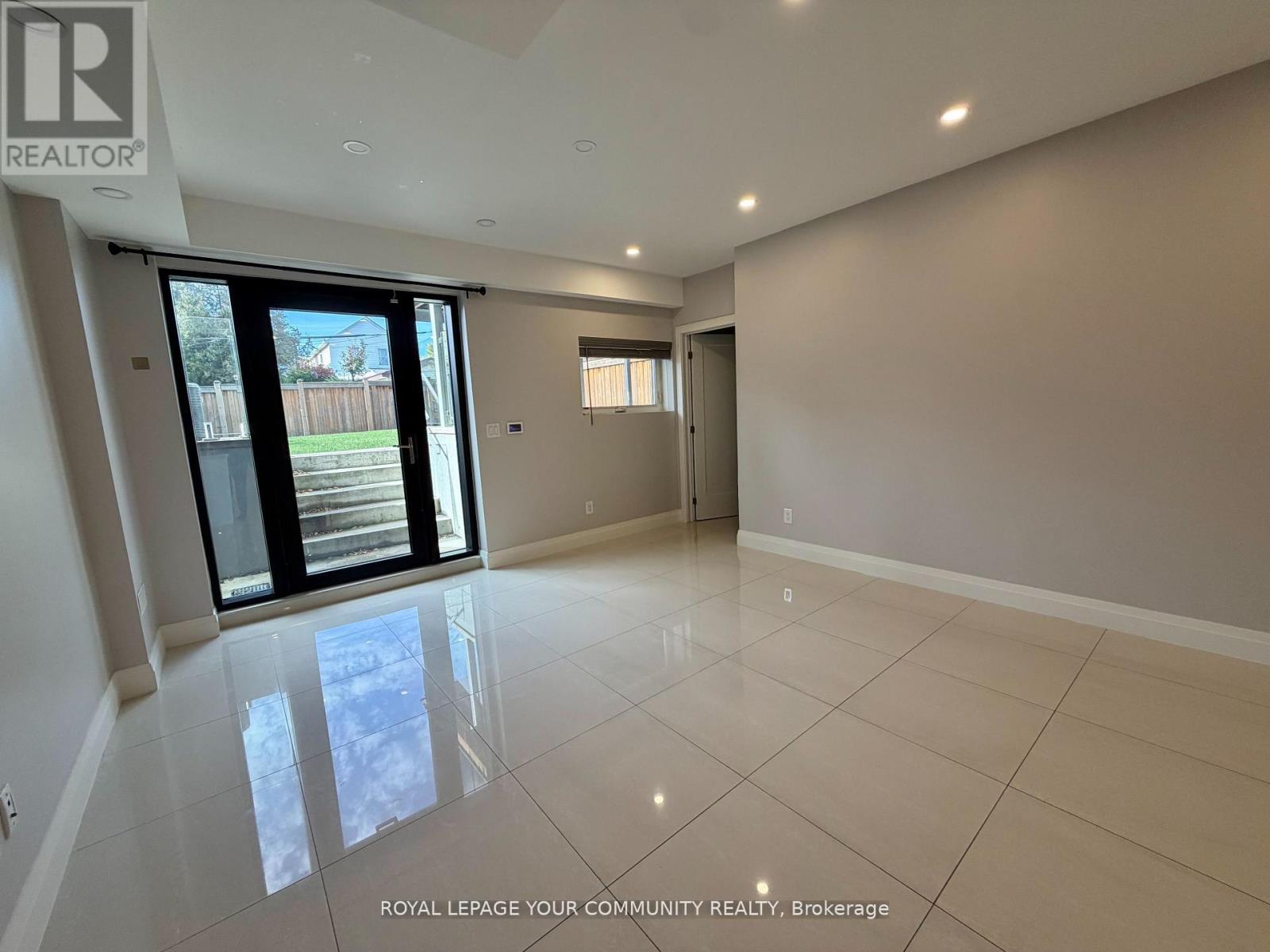 62 30th Street, Toronto, Ontario  M8W 3B8 - Photo 8 - W12504210