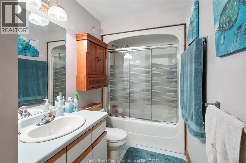 879 Road 2 W, Kingsville, Ontario  N9Y 2E4 - Photo 15 - 25027819