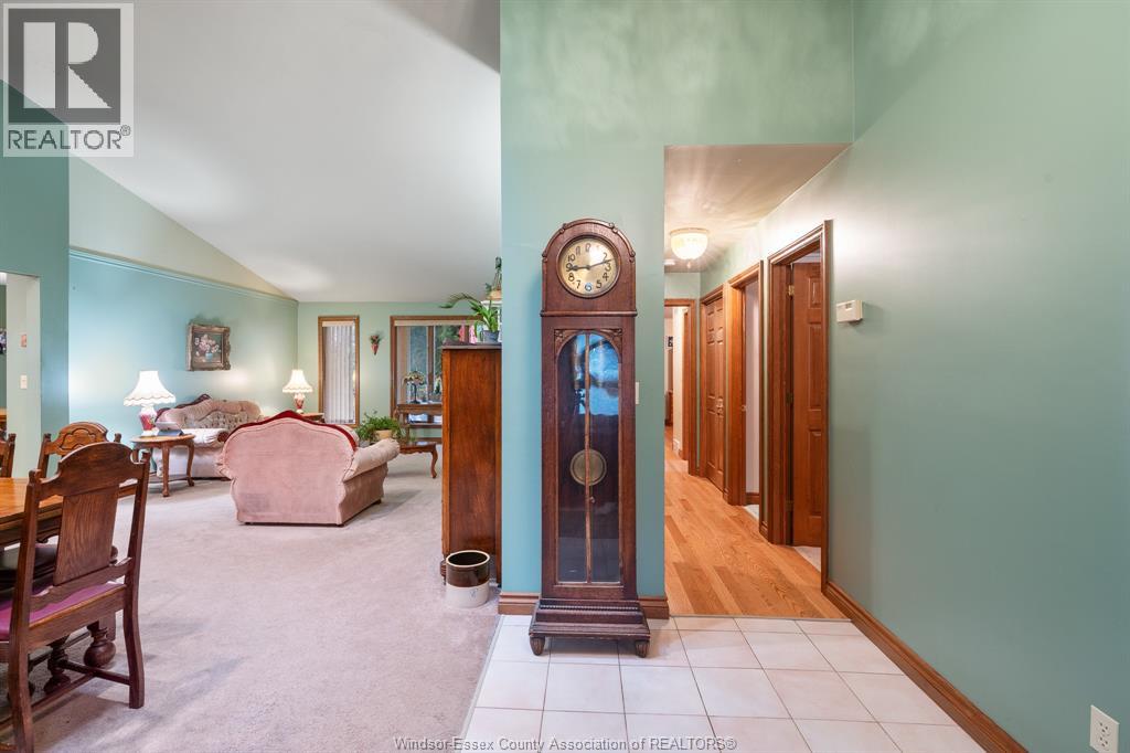 879 Road 2 W, Kingsville, Ontario  N9Y 2E4 - Photo 4 - 25027819