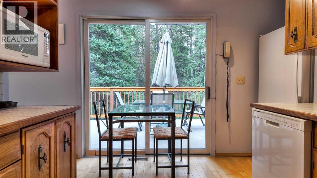 908 Larch Place, Canmore, Alberta  T1W 1S5 - Photo 25 - A2250248