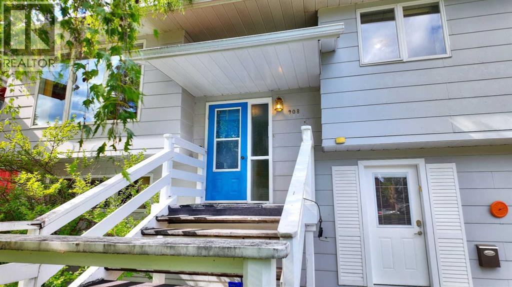 908 Larch Place, Canmore, Alberta  T1W 1S5 - Photo 10 - A2250248