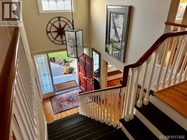 3381 Woodburn Ave, Oak Bay, British Columbia  V8P 5B8 - Photo 3 - 1017466