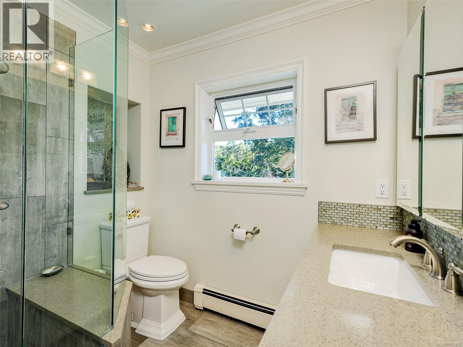 3381 Woodburn Ave, Oak Bay, British Columbia  V8P 5B8 - Photo 23 - 1017466