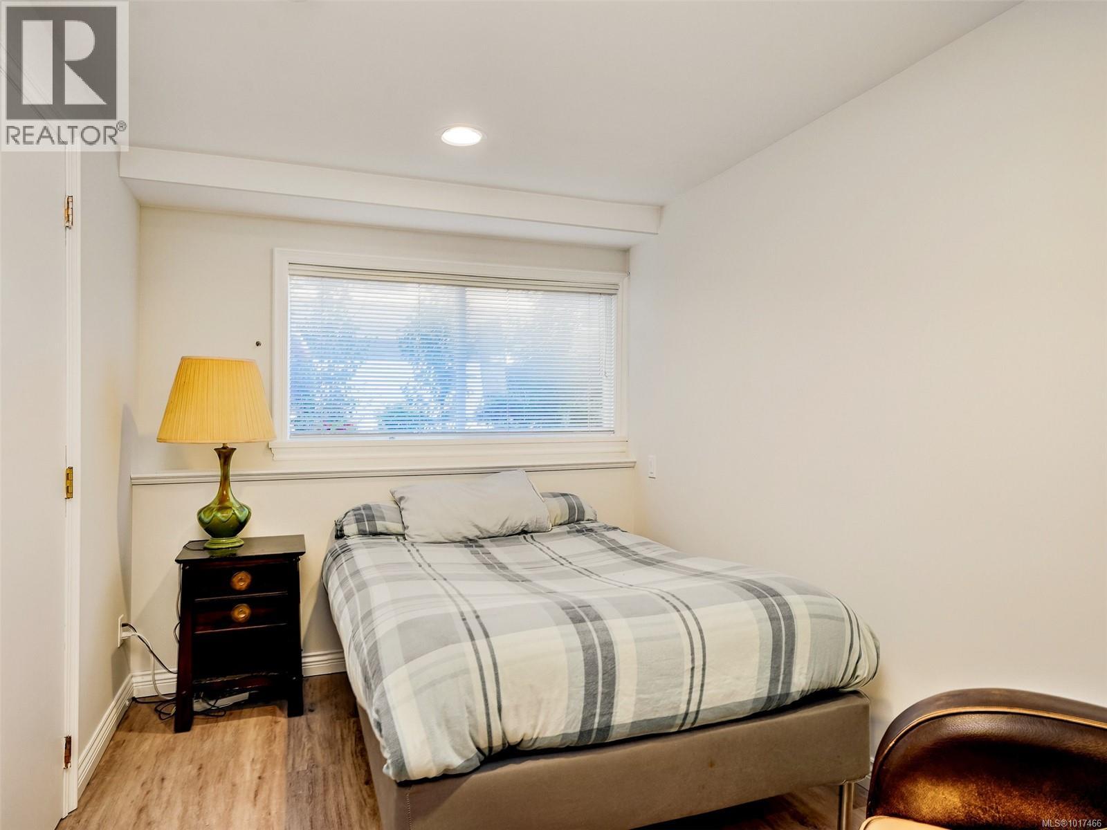 3381 Woodburn Ave, Oak Bay, British Columbia  V8P 5B8 - Photo 34 - 1017466