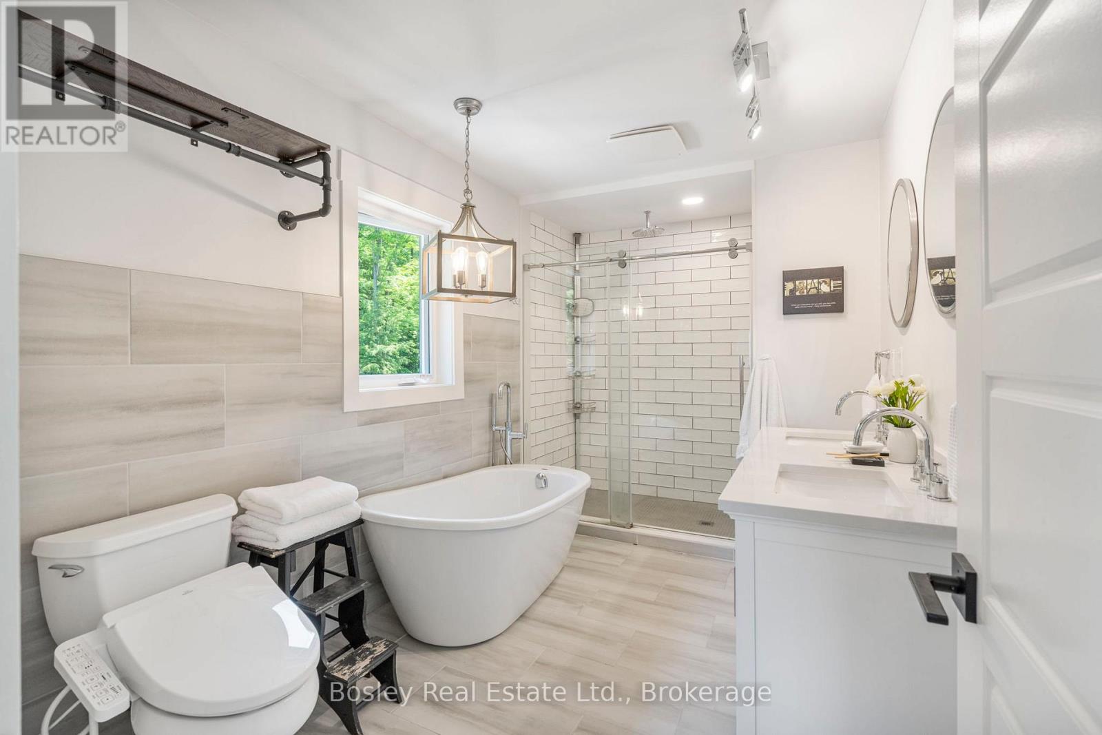 350107 Bayshore Road, Meaford, Ontario  N0H 1B0 - Photo 21 - X12504322