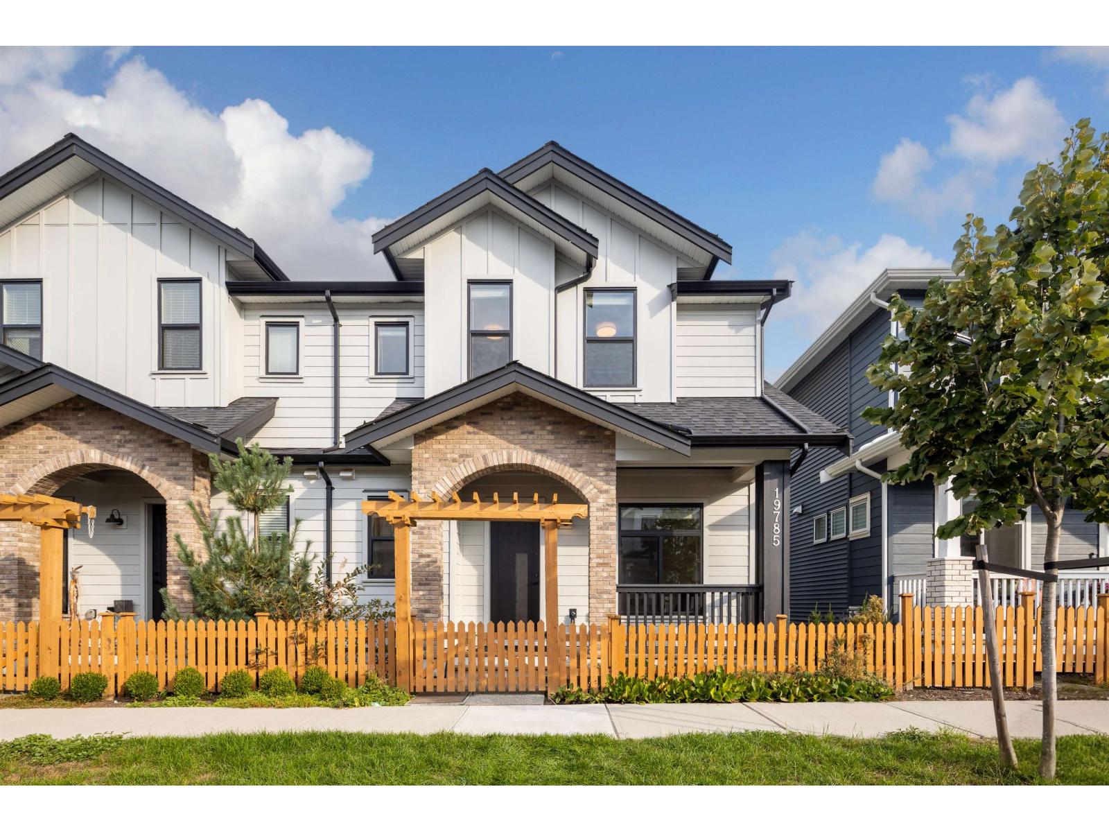 19785 75A AVENUE, Langley, British Columbia