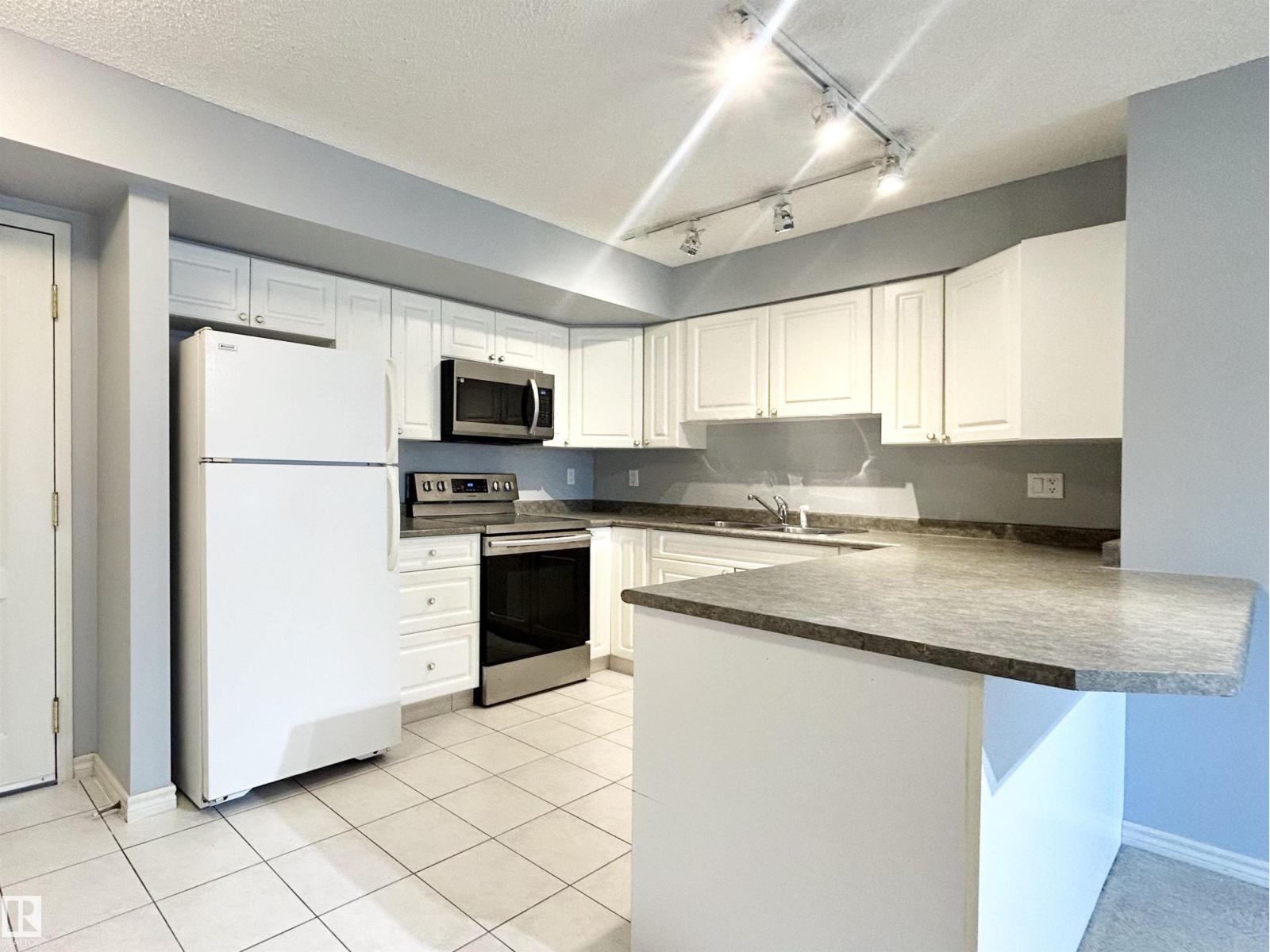 #1402 10909 103 Av Nw, Edmonton, Alberta  T5K 2W7 - Photo 8 - E4464562