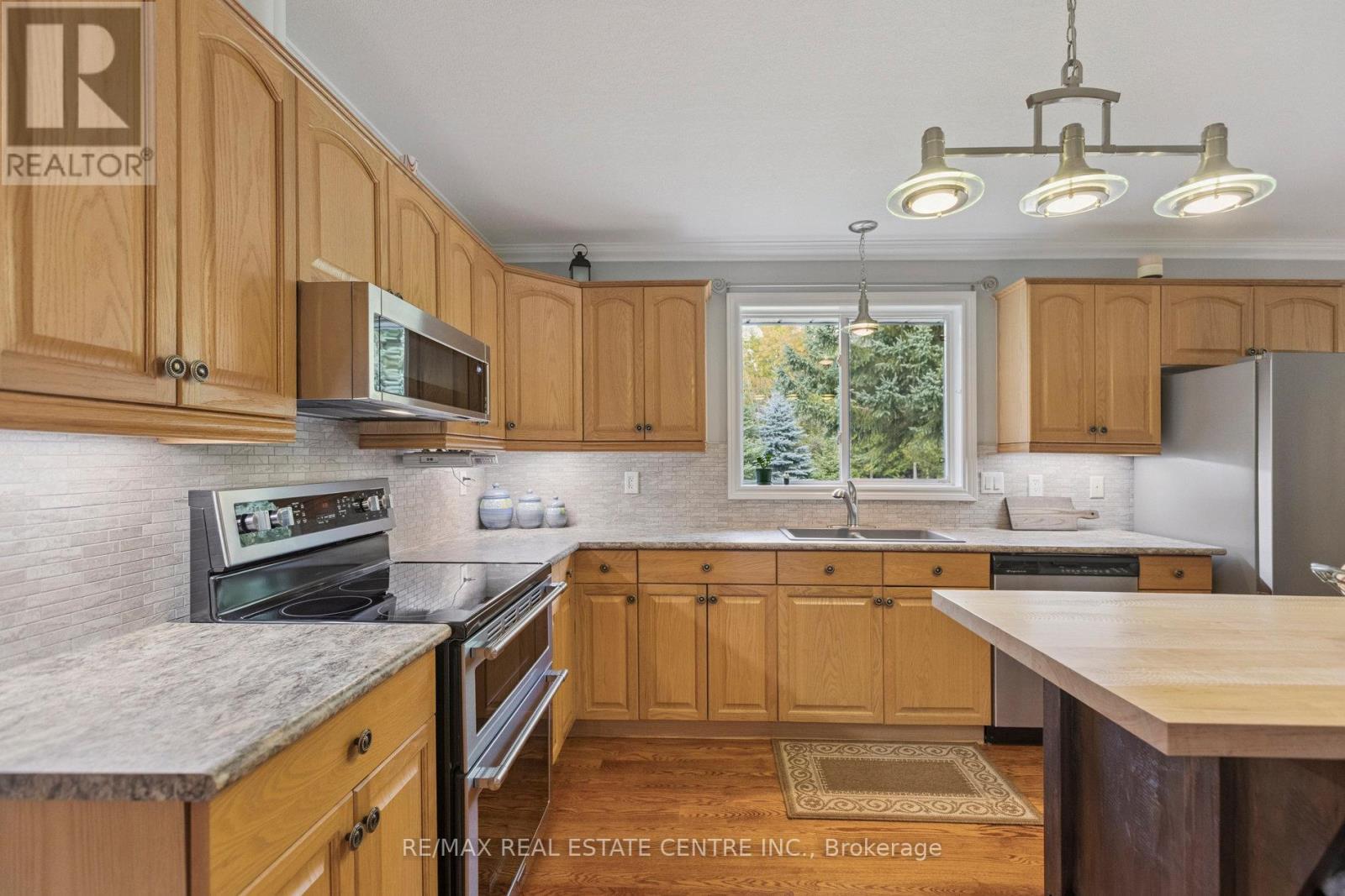 122769 Grey 9 Road, West Grey, Ontario  N0G 1C0 - Photo 10 - X12504092