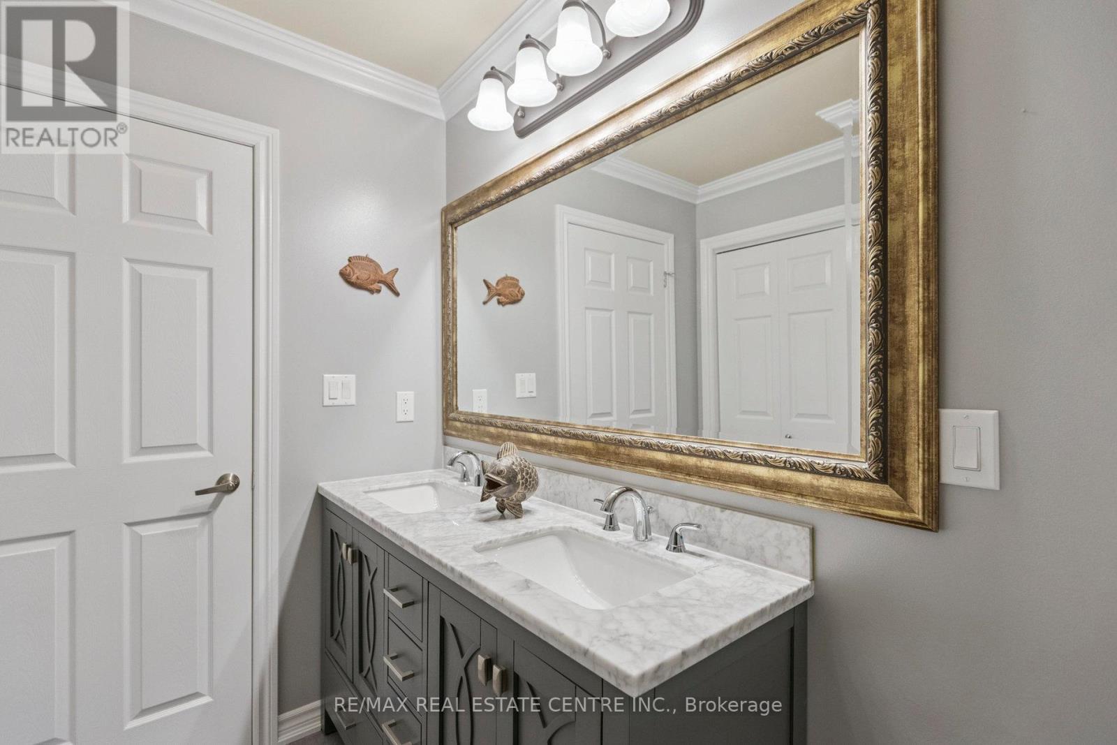 122769 Grey 9 Road, West Grey, Ontario  N0G 1C0 - Photo 26 - X12504092