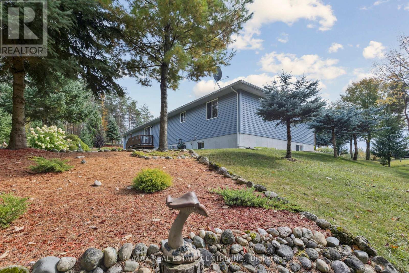 122769 Grey 9 Road, West Grey, Ontario  N0G 1C0 - Photo 45 - X12504092