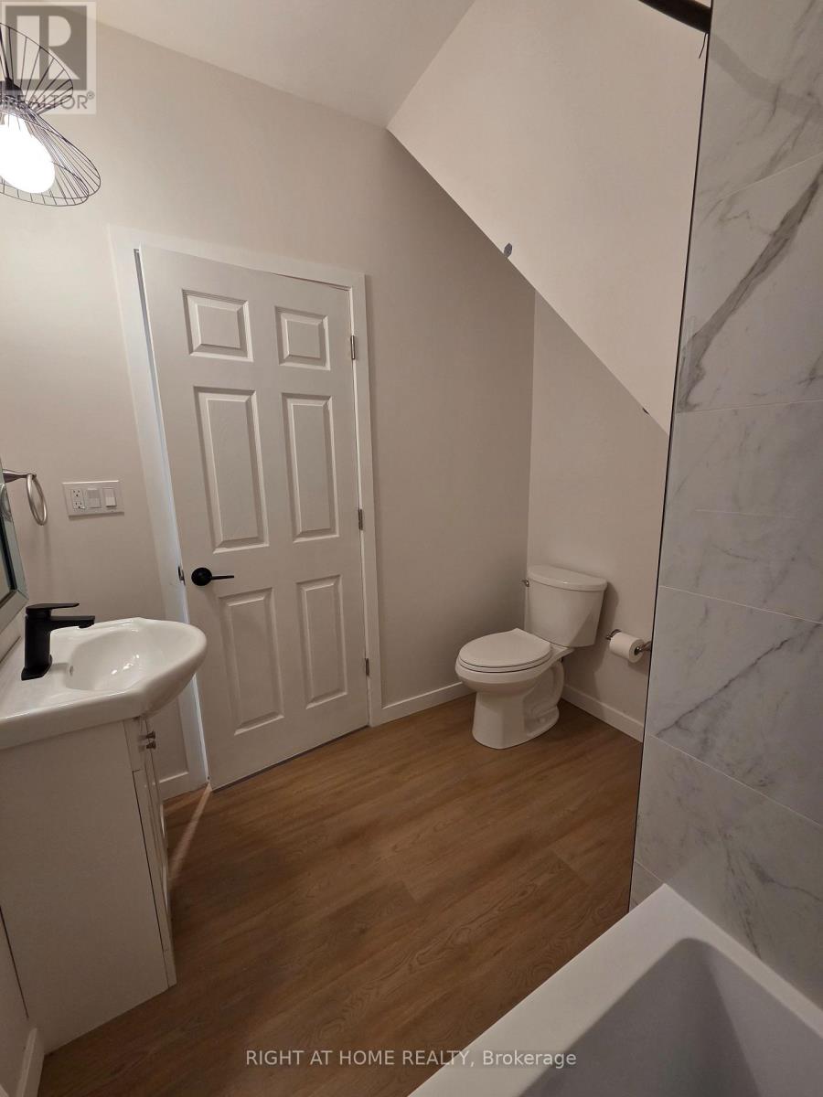 3 - 30 Stirton Street, Hamilton, Ontario  L8L 6E8 - Photo 11 - X12504104