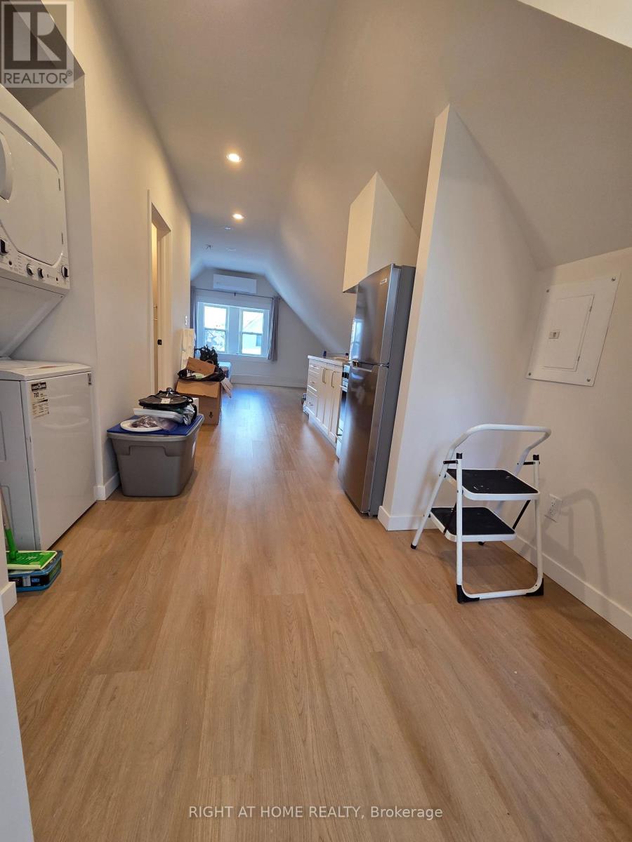 3 - 30 Stirton Street, Hamilton, Ontario  L8L 6E8 - Photo 3 - X12504104