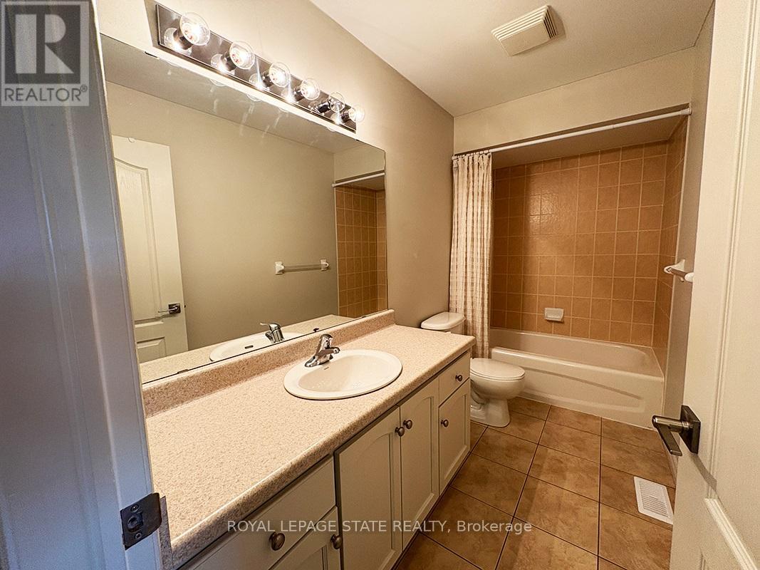 16 - 25 Ivybridge Drive, Hamilton, Ontario  L8E 0A5 - Photo 20 - X12504116