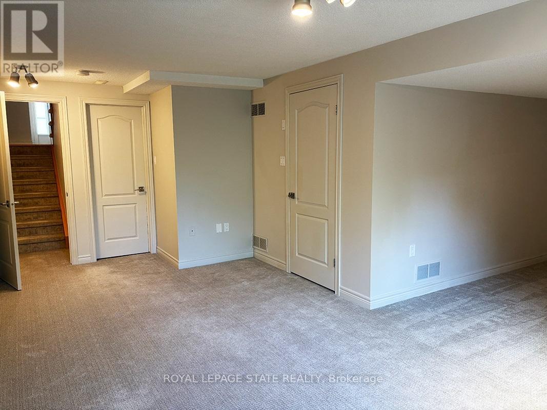 16 - 25 Ivybridge Drive, Hamilton, Ontario  L8E 0A5 - Photo 28 - X12504116