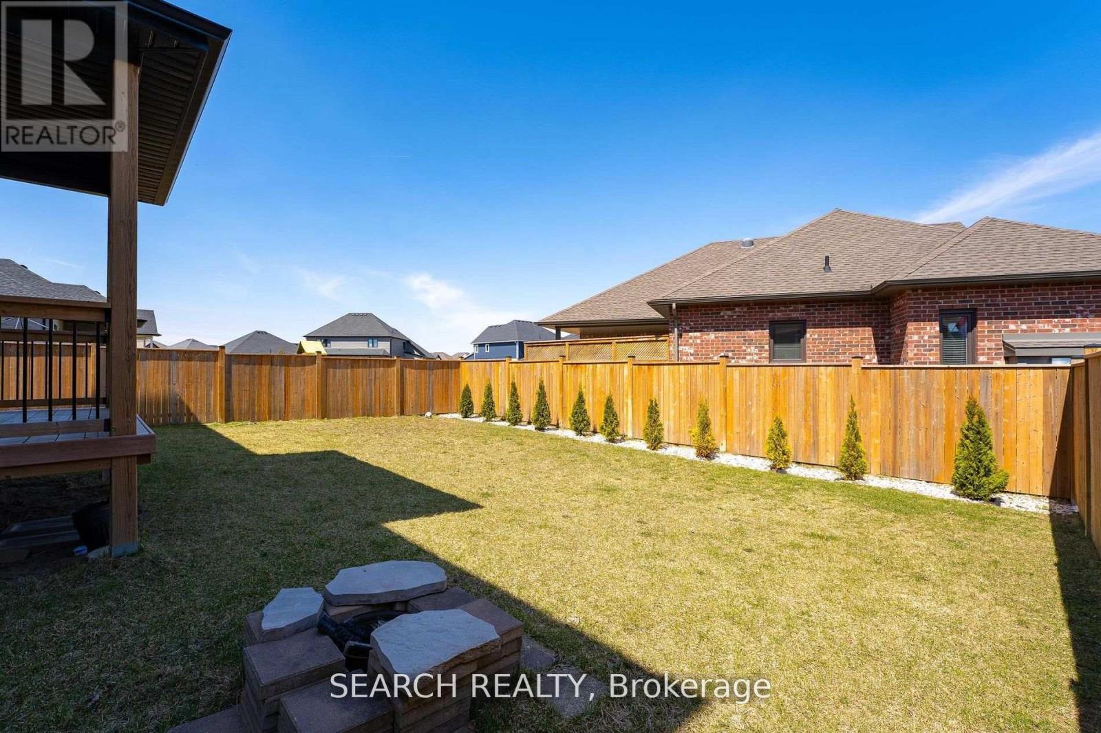 204 Boardwalk Way, Thames Centre, Ontario  N0L 1G3 - Photo 33 - X12504134