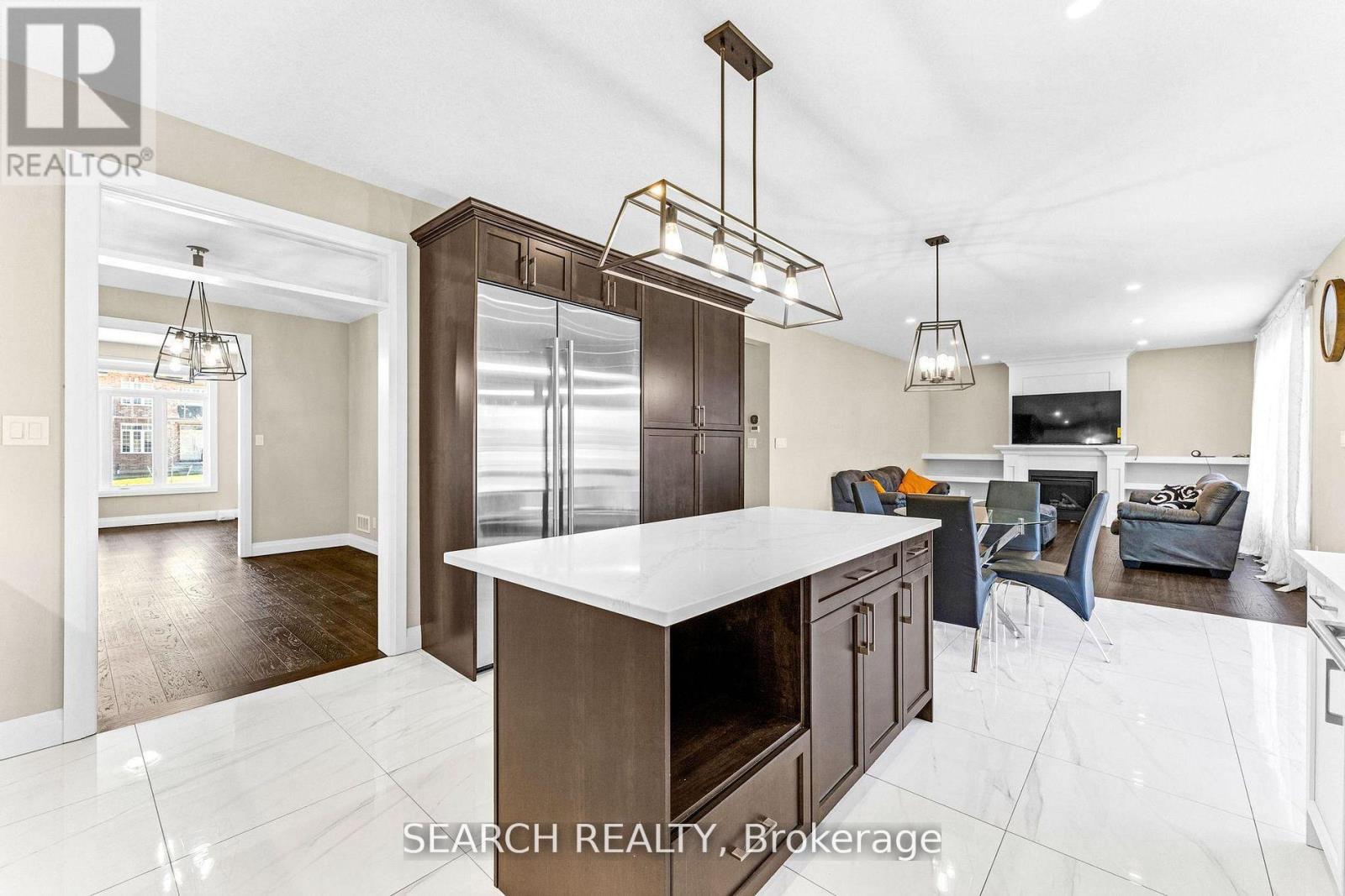 204 Boardwalk Way, Thames Centre, Ontario  N0L 1G3 - Photo 9 - X12504134