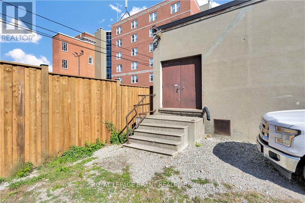 44-46 Dalhousie Street, Brantford, Ontario  N3T 2H8 - Photo 20 - X12504206