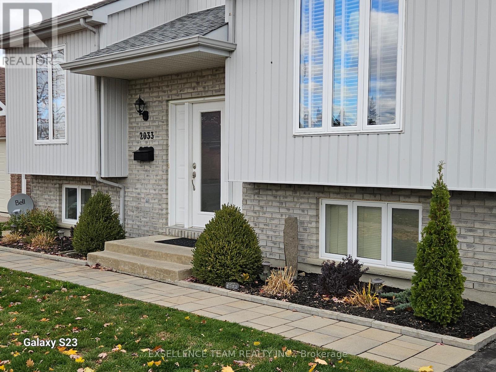 2033 Concorde Avenue, Cornwall, Ontario  K6H 6M3 - Photo 2 - X12504218
