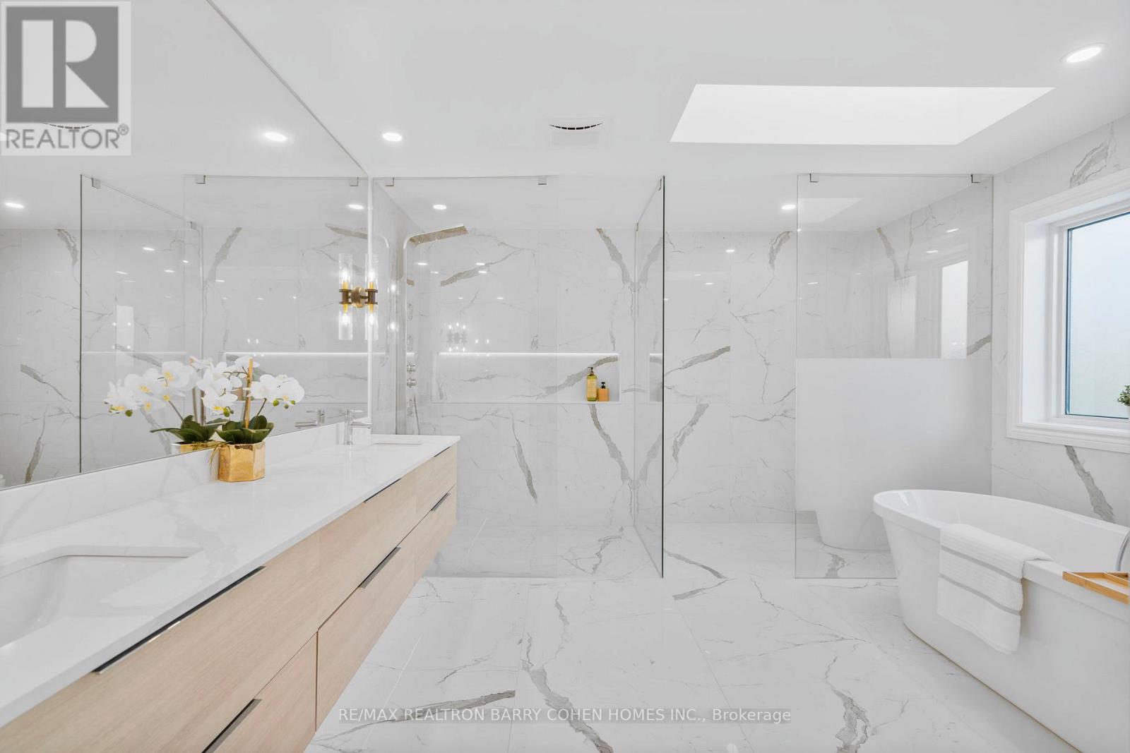 151 Highland Crescent, Toronto (Bridle Path-Sunnybrook-York Mills), Ontario  M2L 1H2 - Photo 28 - C12413744