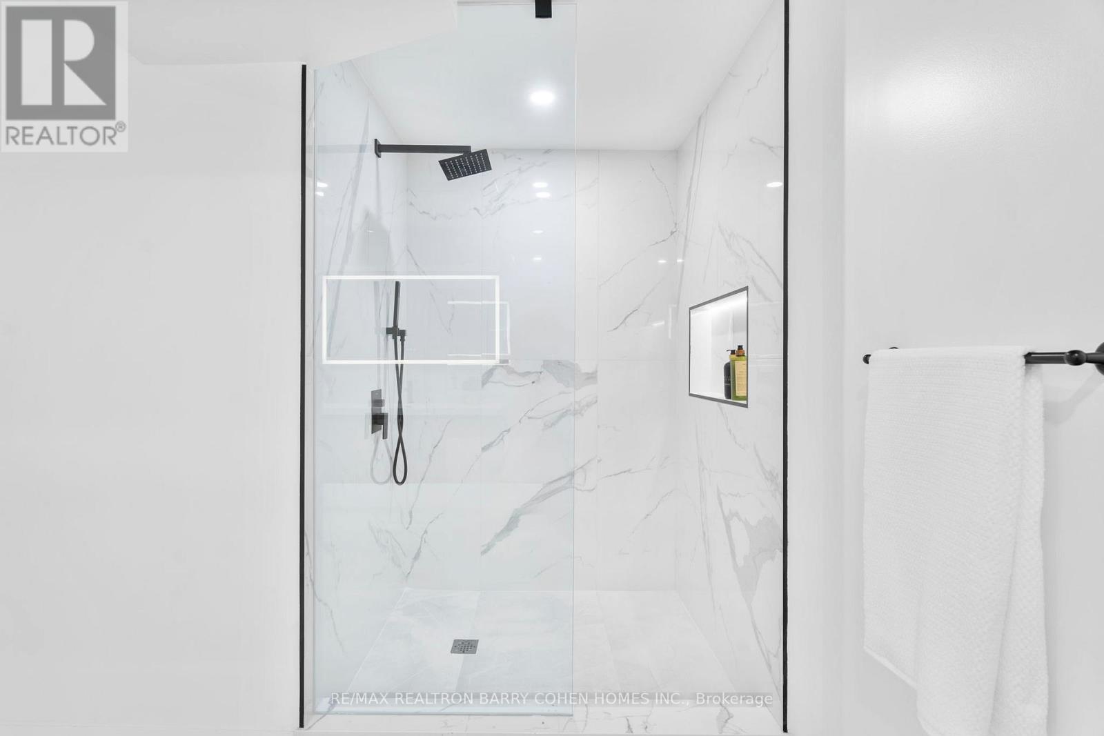 151 Highland Crescent, Toronto (Bridle Path-Sunnybrook-York Mills), Ontario  M2L 1H2 - Photo 43 - C12413744