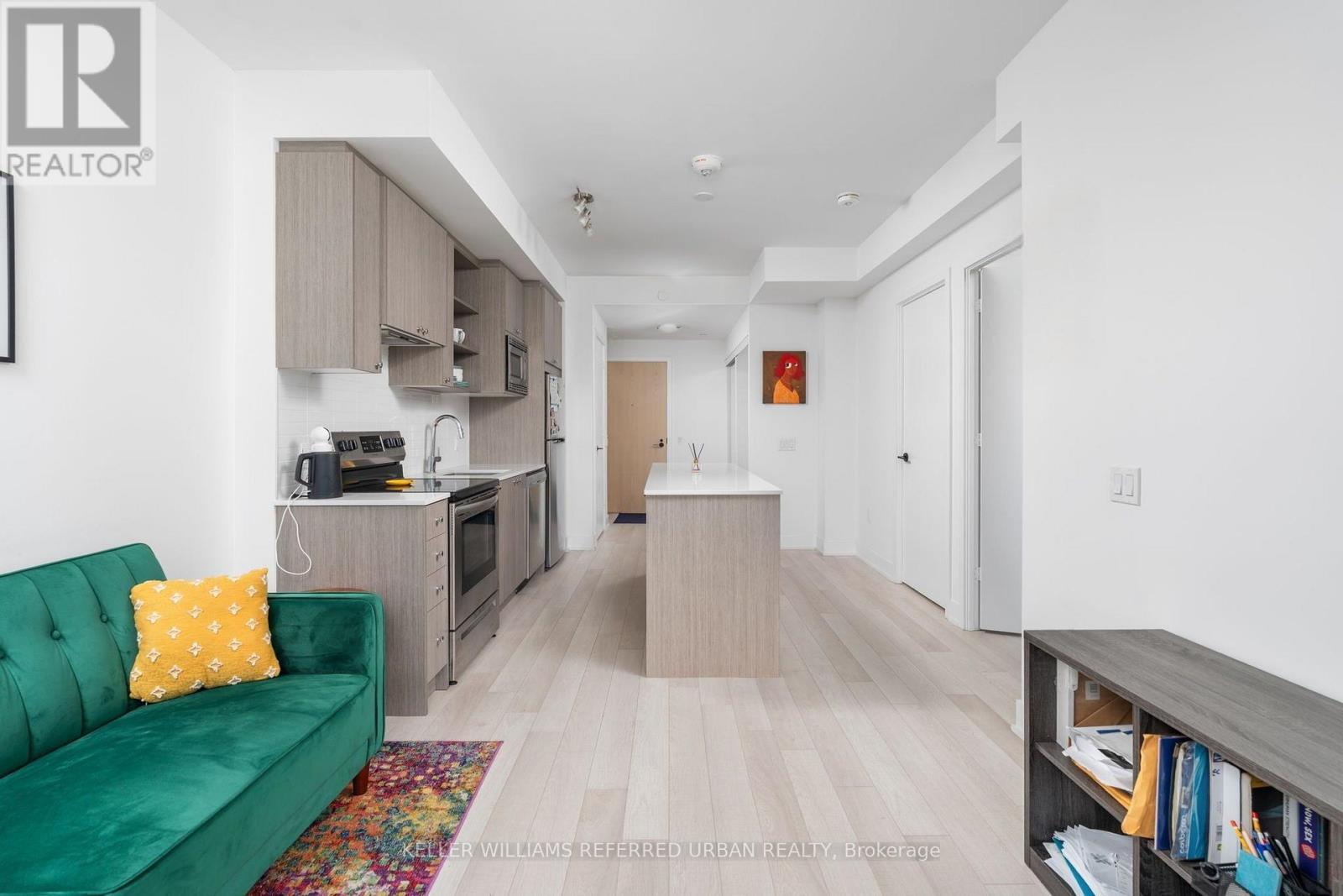 401 - 60 George Butchart Drive, Toronto, Ontario  M3K 0C9 - Photo 14 - W12503706