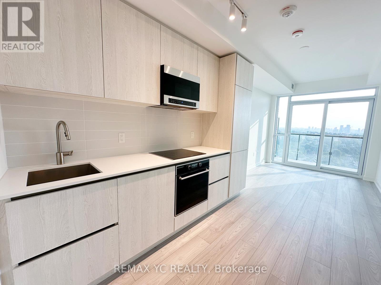 1411 - 110 BROADWAY AVENUE, Toronto, Ontario