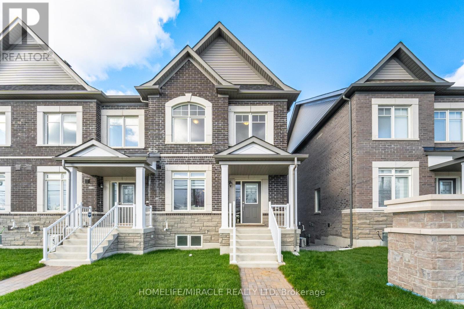 151 Seguin Street, Richmond Hill, Ontario  L4E 2Y9 - Photo 39 - N12493270