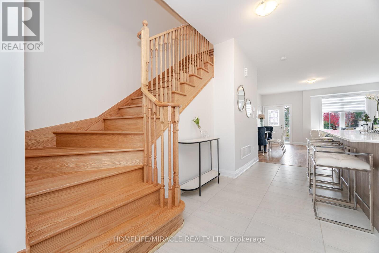 151 Seguin Street, Richmond Hill, Ontario  L4E 2Y9 - Photo 18 - N12493270