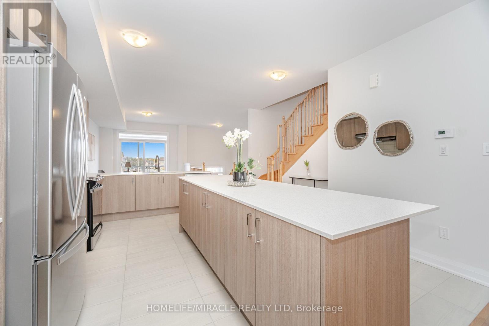 151 Seguin Street, Richmond Hill, Ontario  L4E 2Y9 - Photo 10 - N12493270