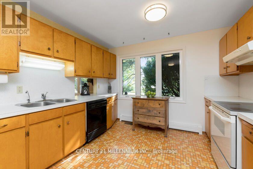 1264 Olde Base Line Road, Caledon, Ontario  L7C 0J1 - Photo 16 - W12219991