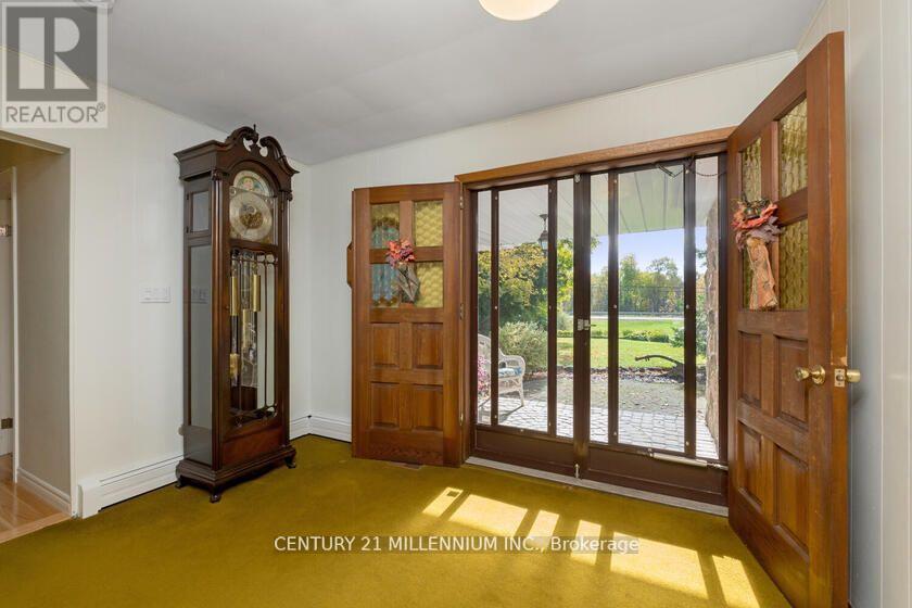 1264 Olde Base Line Road, Caledon, Ontario  L7C 0J1 - Photo 5 - W12219991