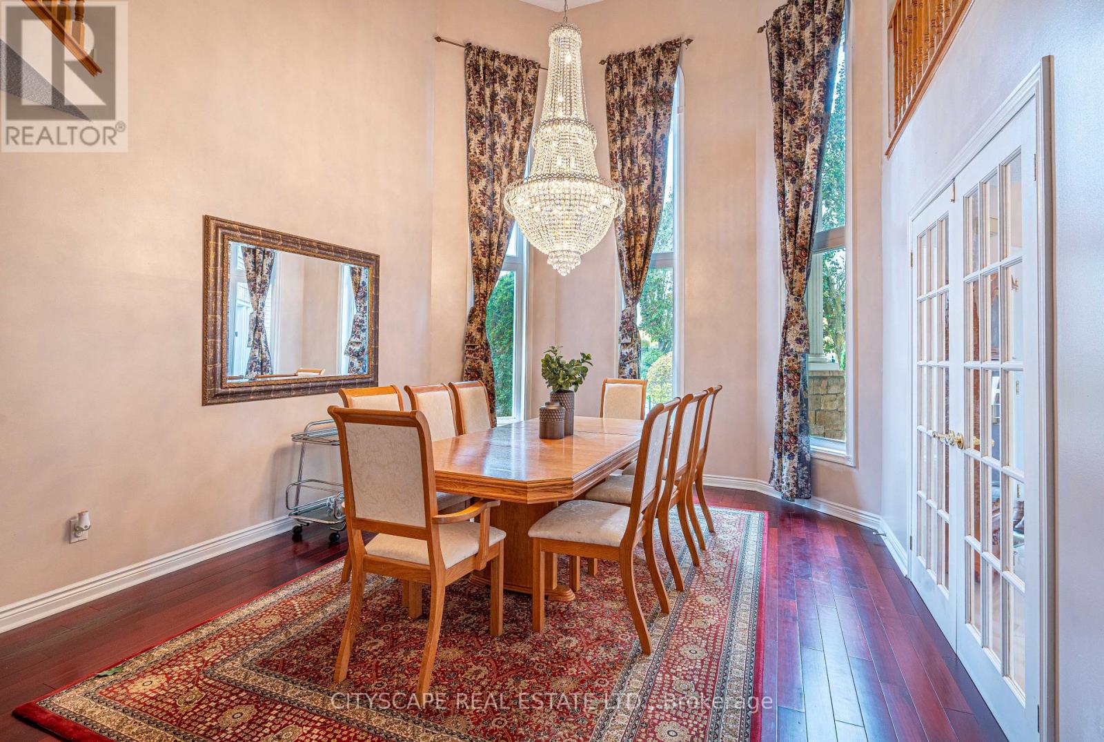 3721 Trelawny Circle, Mississauga, Ontario  L5N 5J7 - Photo 10 - W12492736