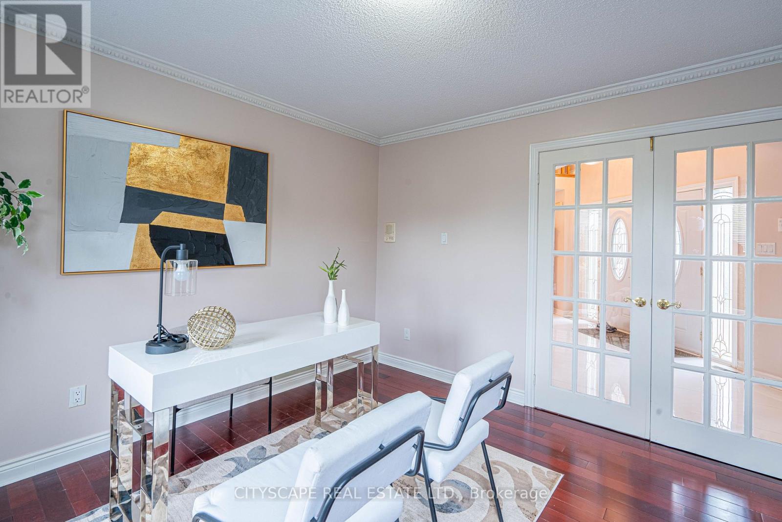 3721 Trelawny Circle, Mississauga, Ontario  L5N 5J7 - Photo 9 - W12492736