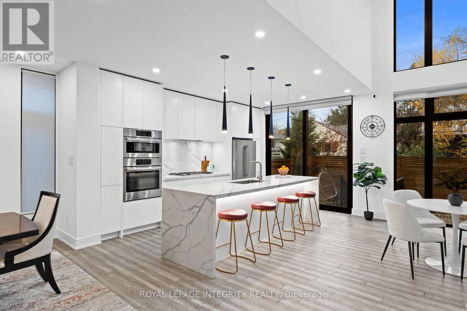 17 Lotta Avenue, Ottawa, Ontario  K2G 2A9 - Photo 10 - X12503502