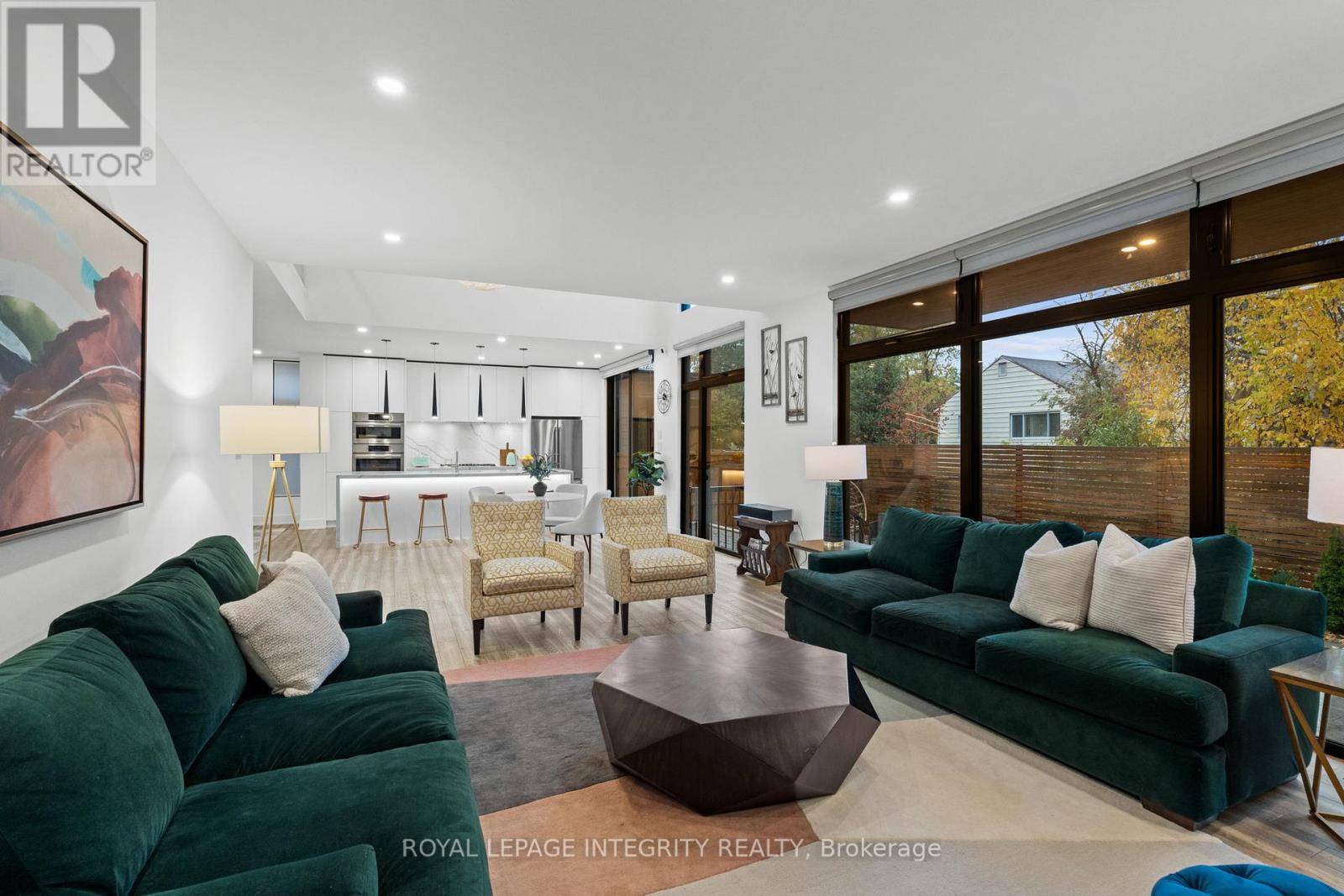 17 Lotta Avenue, Ottawa, Ontario  K2G 2A9 - Photo 15 - X12503502