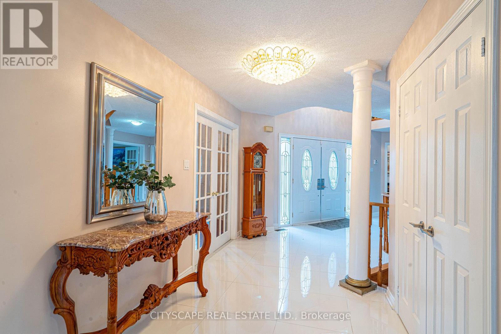 3721 Trelawny Circle, Mississauga, Ontario  L5N 5J7 - Photo 14 - W12492736