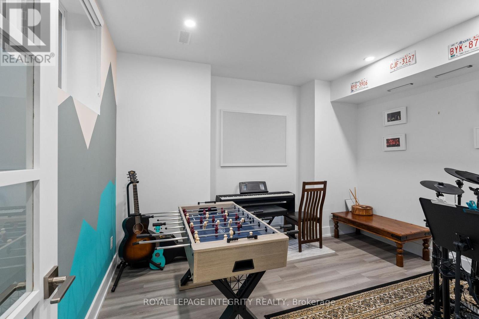 17 Lotta Avenue, Ottawa, Ontario  K2G 2A9 - Photo 31 - X12503502