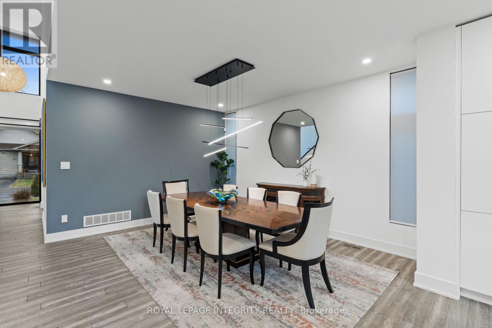 17 Lotta Avenue, Ottawa, Ontario  K2G 2A9 - Photo 9 - X12503502