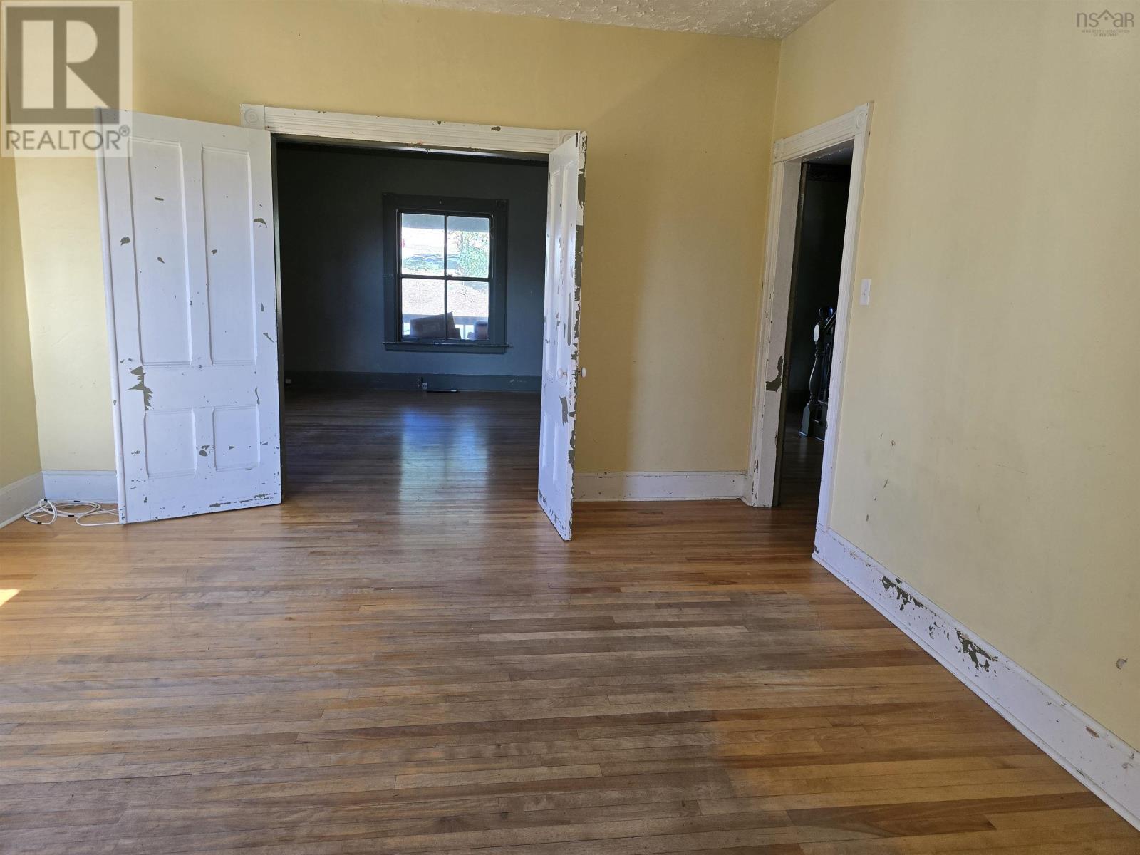 63 Elm Street, Bridgewater, Nova Scotia  B4V 2V5 - Photo 13 - 202512438