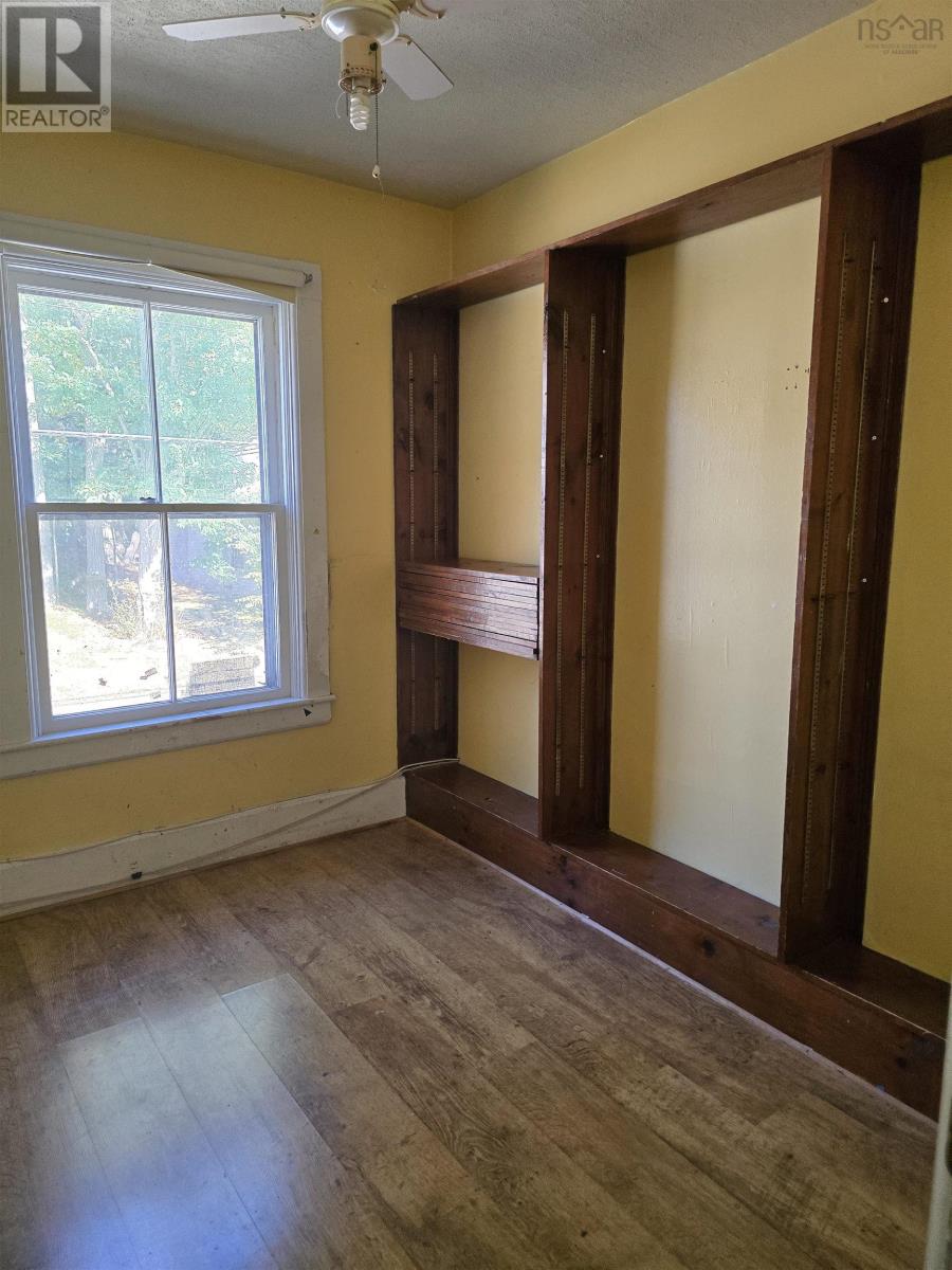 63 Elm Street, Bridgewater, Nova Scotia  B4V 2V5 - Photo 20 - 202512438