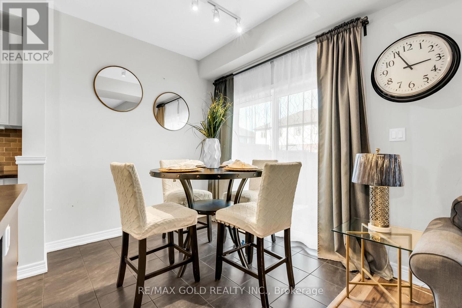 73 Severino Circle, West Lincoln, Ontario  L0R 2A0 - Photo 27 - X12434274