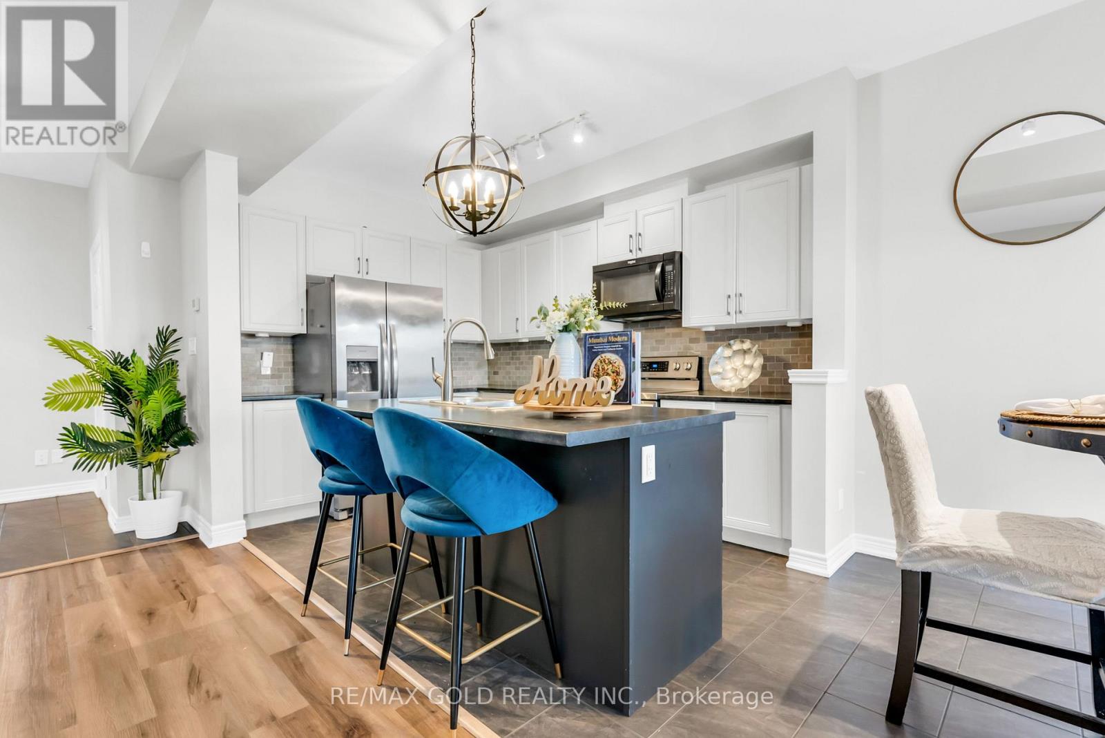 73 Severino Circle, West Lincoln, Ontario  L0R 2A0 - Photo 9 - X12434274