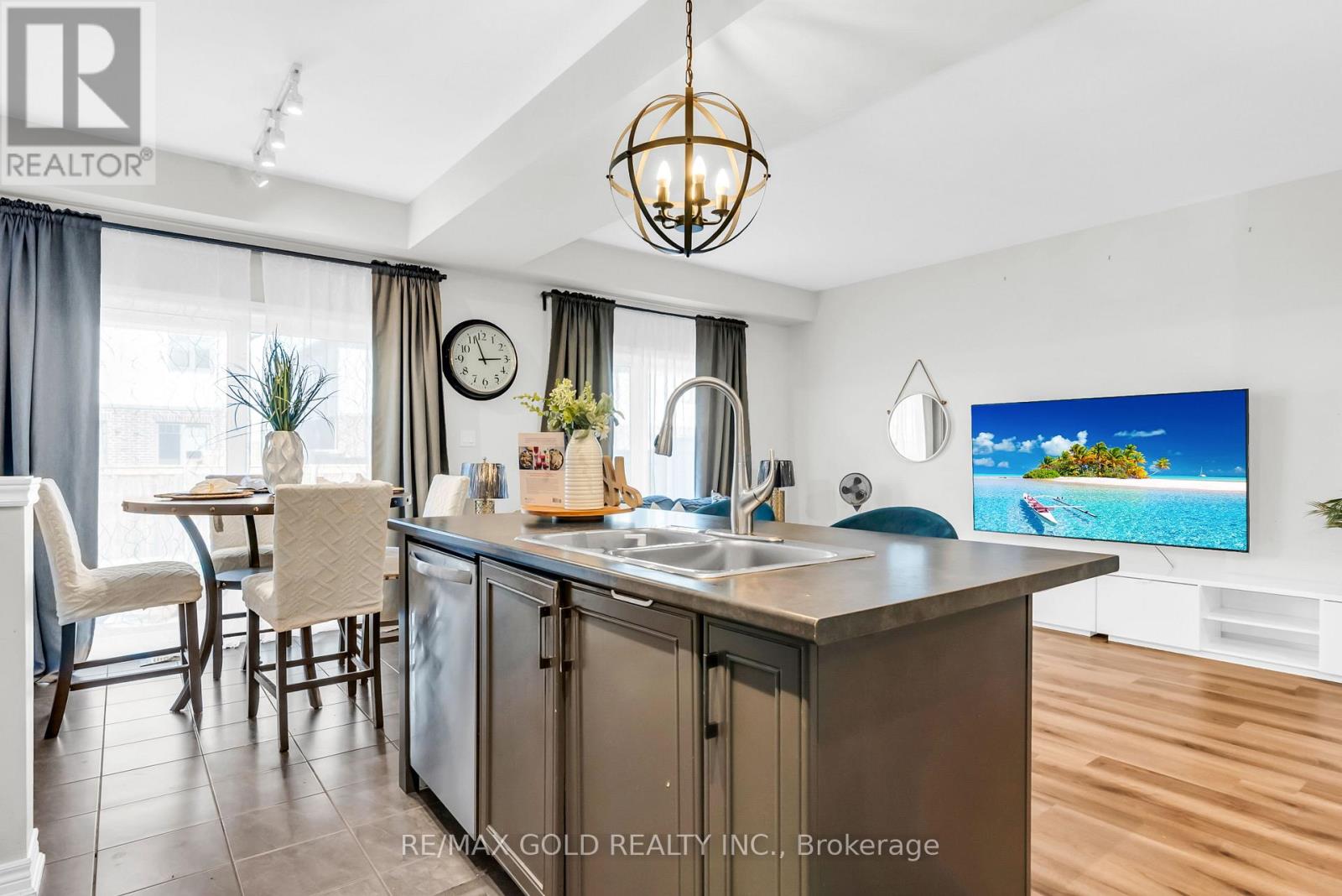 73 Severino Circle, West Lincoln, Ontario  L0R 2A0 - Photo 28 - X12434274